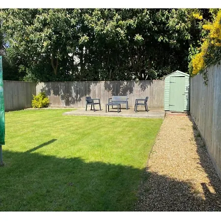 Beautiful Garden Flat In Bournemouth - First Floor-2
